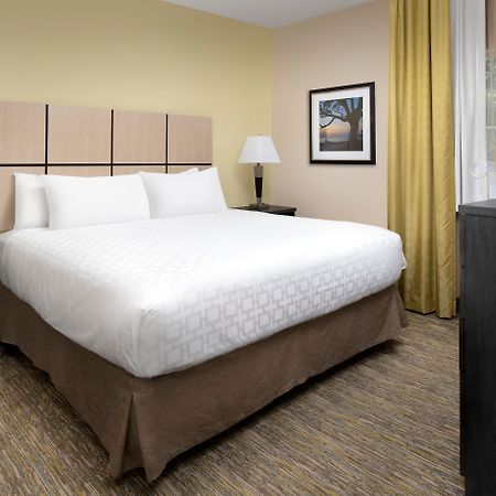 Candlewood Suites Charleston-Northwoods By Ihg Норт-Чарлстон Екстер'єр фото