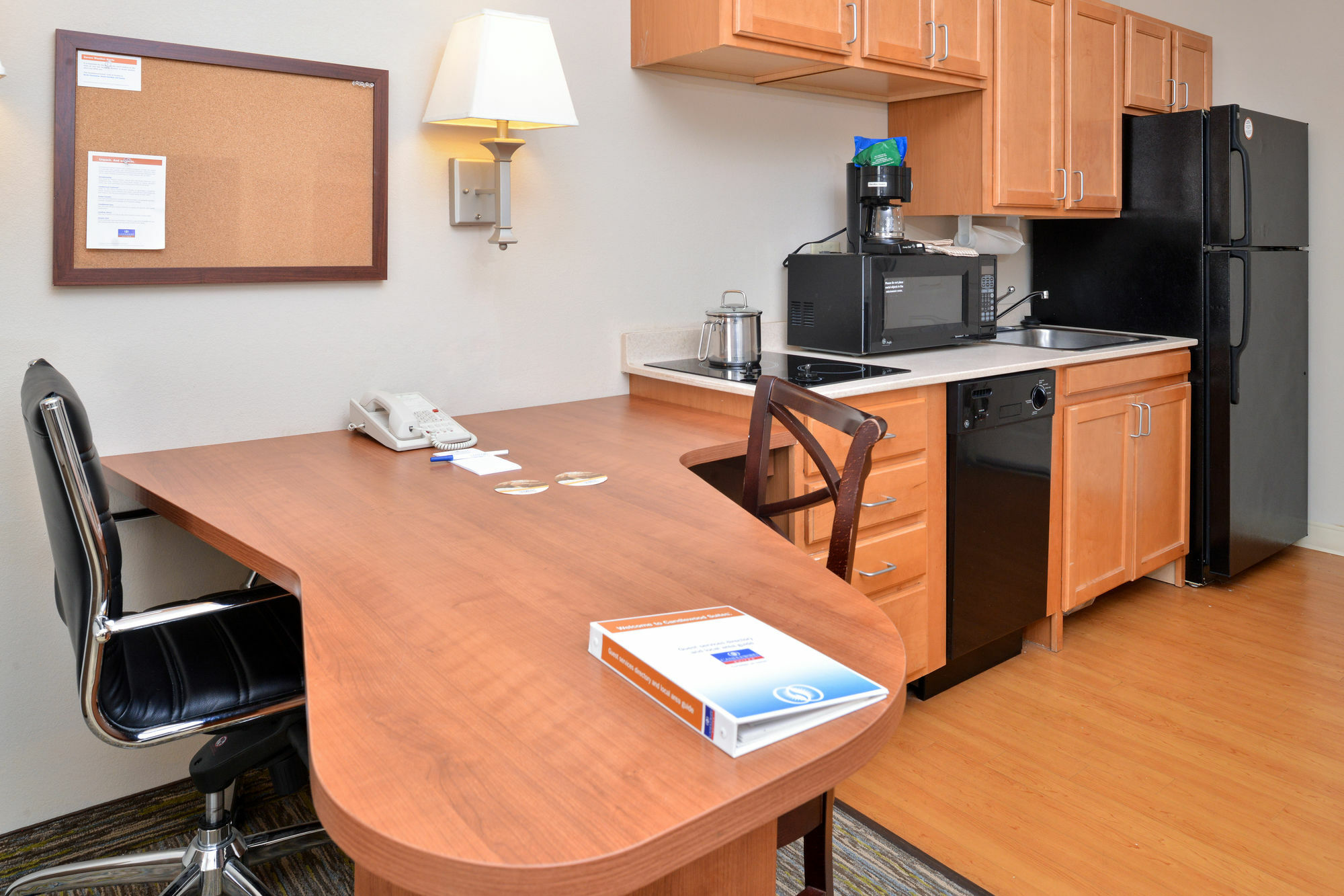 Candlewood Suites Charleston-Northwoods By Ihg Норт-Чарлстон Екстер'єр фото